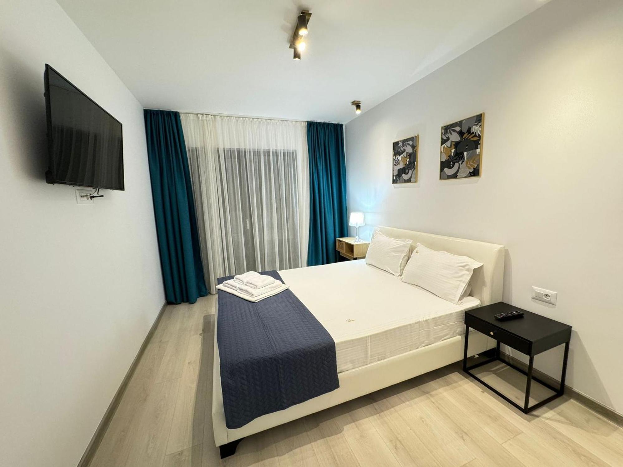 Luxury Apartments Avanera With 1&2 Bedroom With Parking Suceava Eksteriør billede