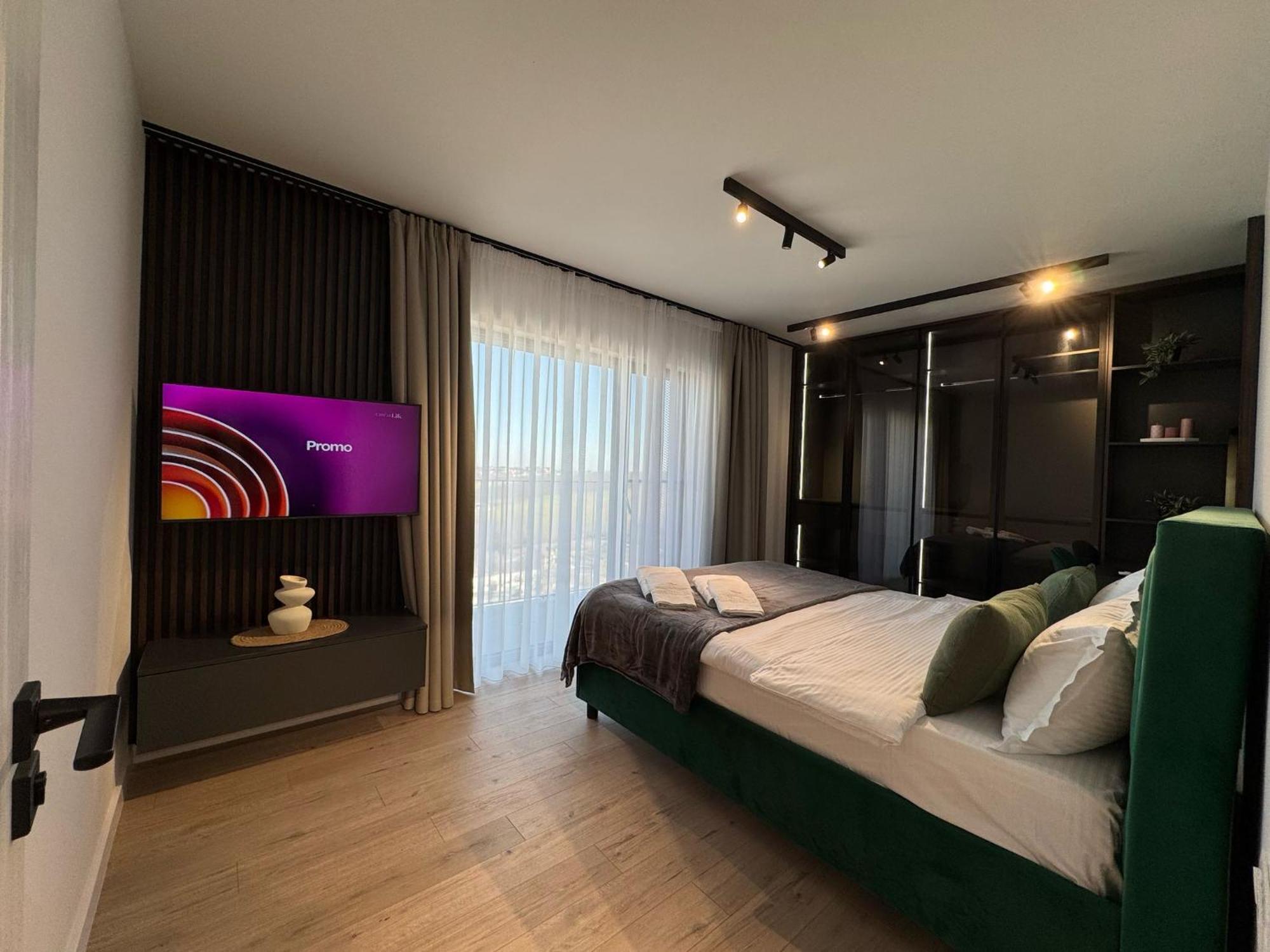 Luxury Apartments Avanera With 1&2 Bedroom With Parking Suceava Eksteriør billede